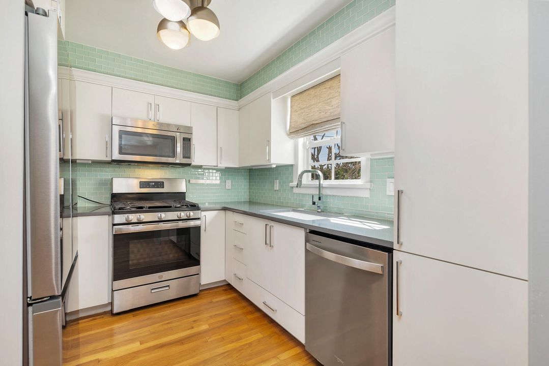 En Venta: $1,795,000 (3 camas, 2 baños, 1882 Pies cuadrados)