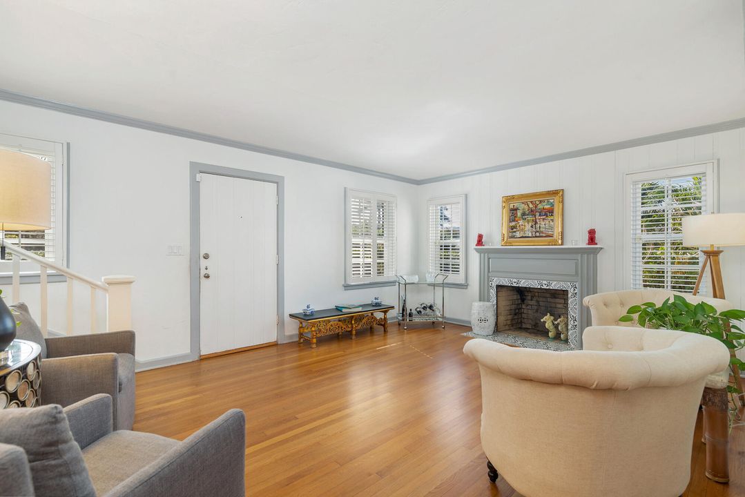 En Venta: $1,795,000 (3 camas, 2 baños, 1882 Pies cuadrados)