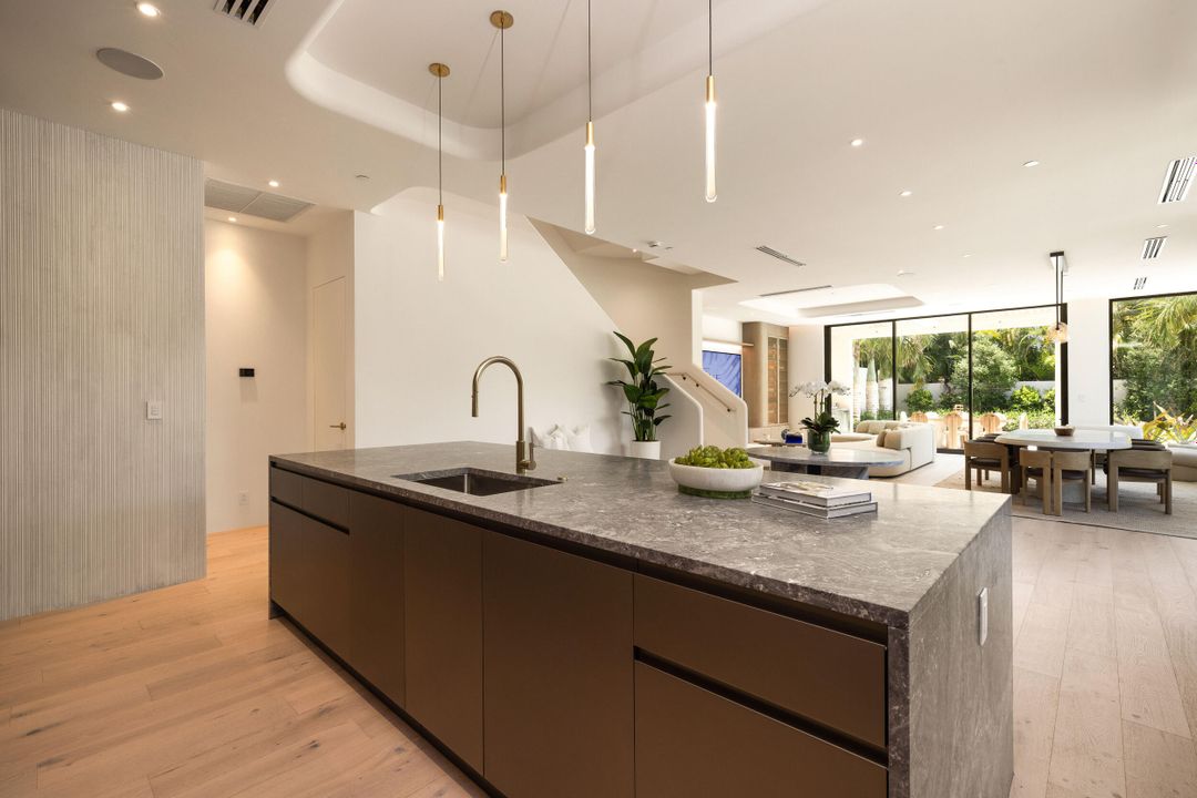 En Venta: $5,750,000 (4 camas, 4 baños, 3747 Pies cuadrados)