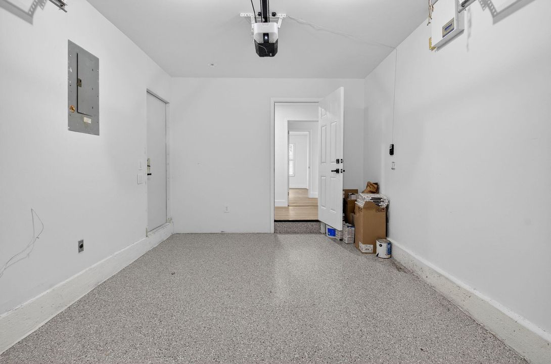 В аренду: $3,200 (3 спален, 2 ванн, 1190 Квадратных фут)