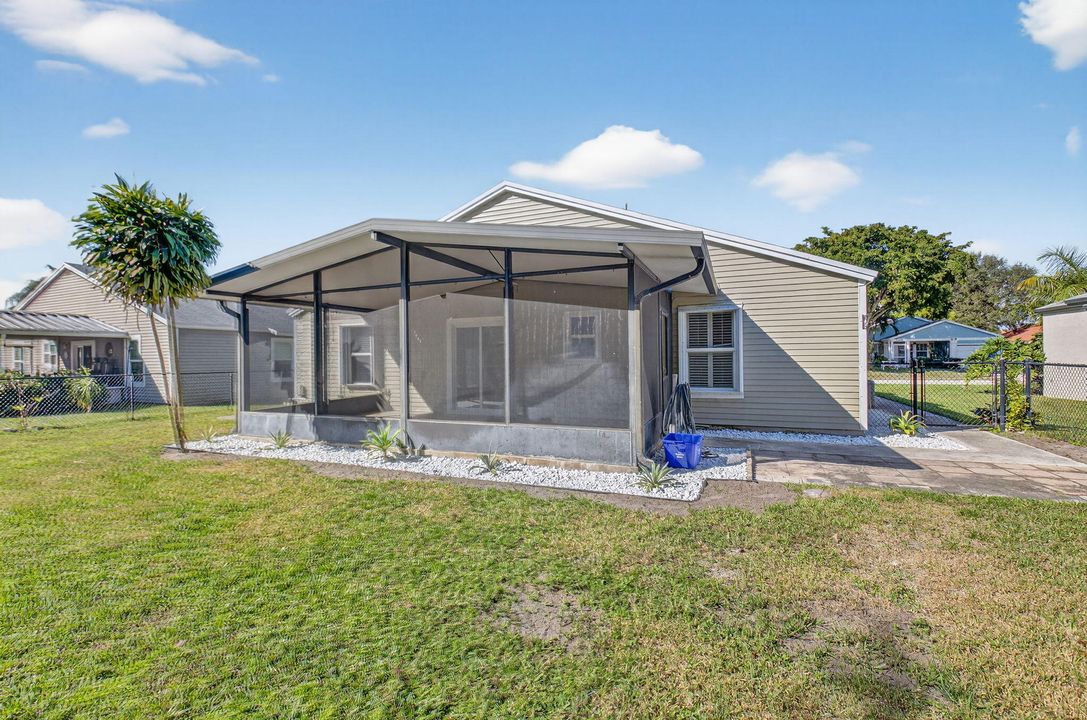 В аренду: $3,200 (3 спален, 2 ванн, 1190 Квадратных фут)