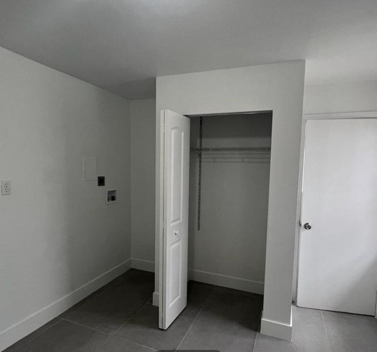 For Rent: $1,750 (1 beds, 1 baths, 650 Square Feet)