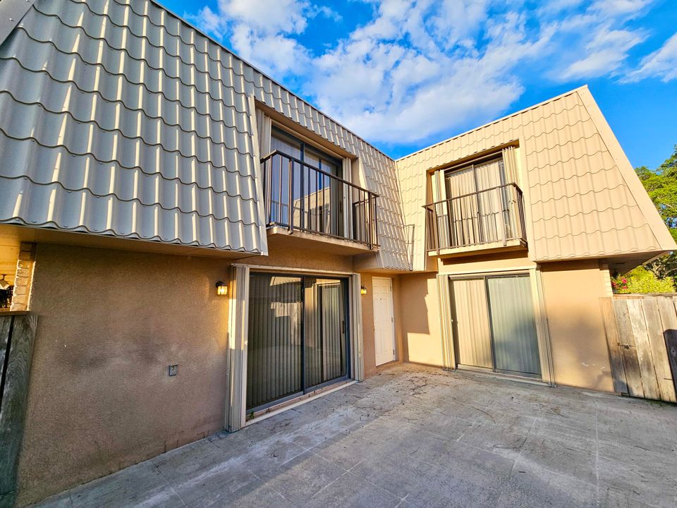 En Venta: $235,000 (2 camas, 2 baños, 1236 Pies cuadrados)