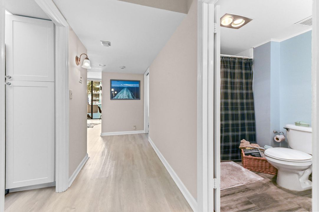 For Sale: $275,000 (1 beds, 1 baths, 674 Square Feet)