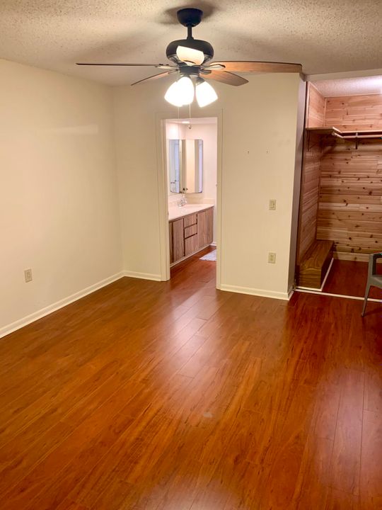 En Venta: $265,000 (2 camas, 2 baños, 1236 Pies cuadrados)