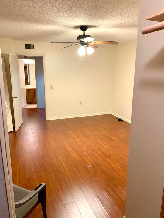 En Venta: $265,000 (2 camas, 2 baños, 1236 Pies cuadrados)