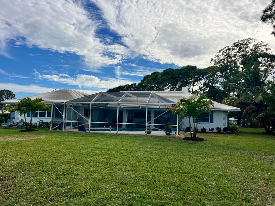 En Venta: $725,000 (3 camas, 2 baños, 2095 Pies cuadrados)