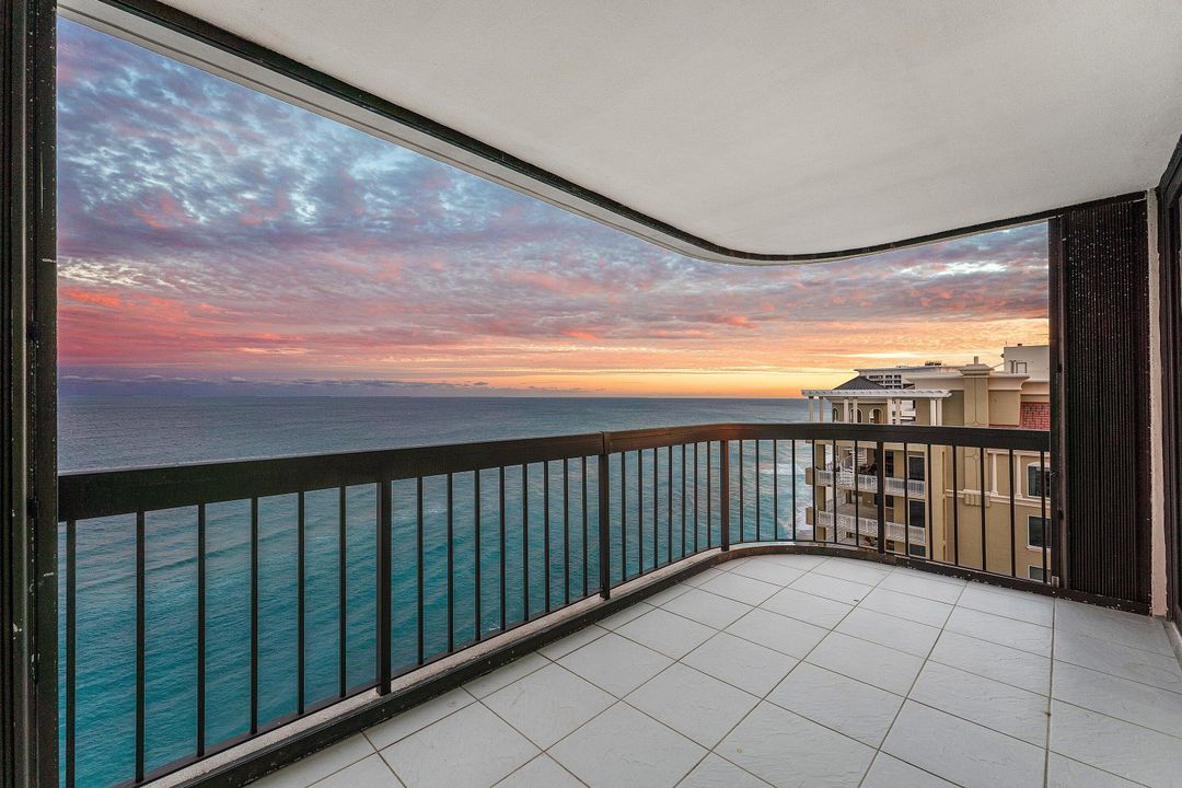 En Venta: $1,950,000 (3 camas, 3 baños, 2139 Pies cuadrados)