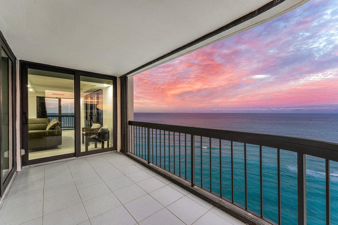 En Venta: $1,950,000 (3 camas, 3 baños, 2139 Pies cuadrados)