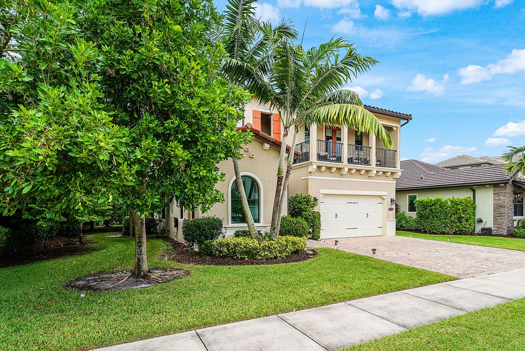 En Renta: $6,900 (4 camas, 4 baños, 3252 Pies cuadrados)