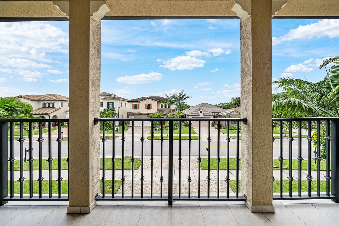 En Renta: $6,900 (4 camas, 4 baños, 3252 Pies cuadrados)