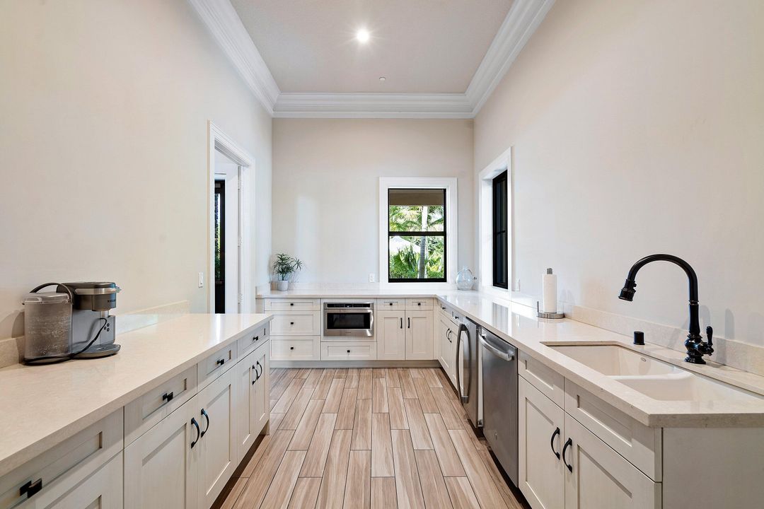 En Renta: $6,900 (4 camas, 4 baños, 3252 Pies cuadrados)