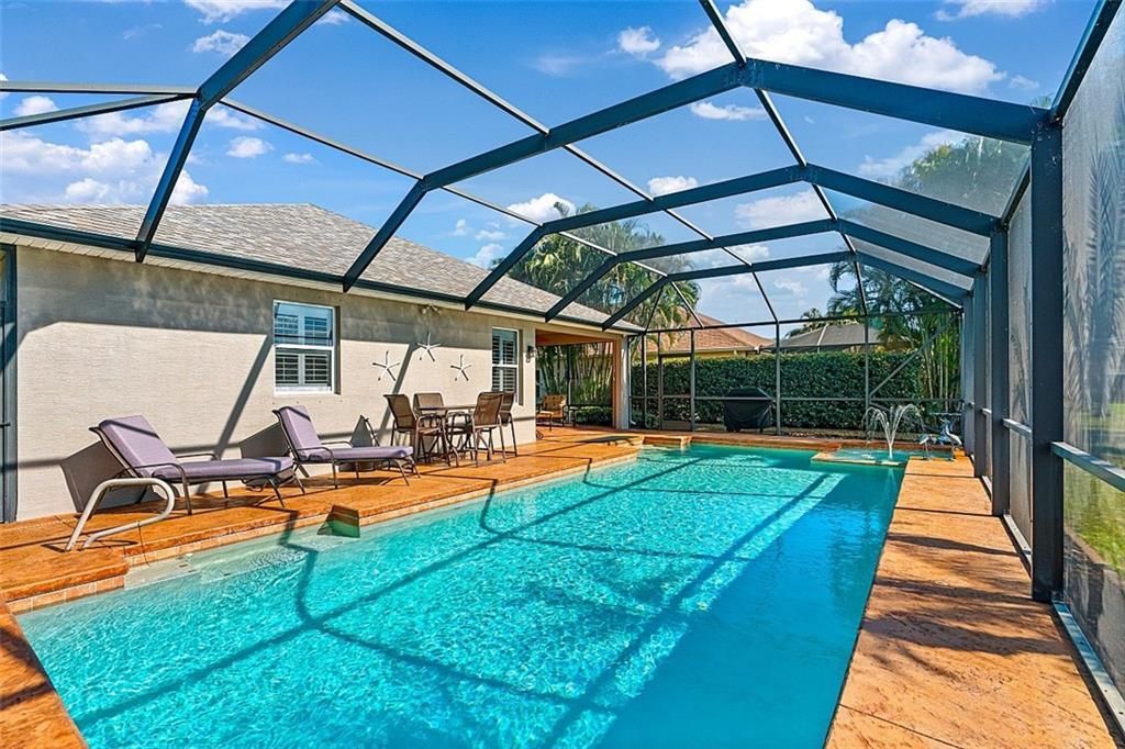 For Sale: $575,000 (3 beds, 2 baths, 1711 Square Feet)