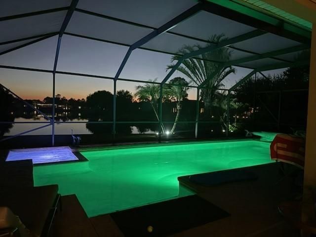 For Sale: $575,000 (3 beds, 2 baths, 1711 Square Feet)