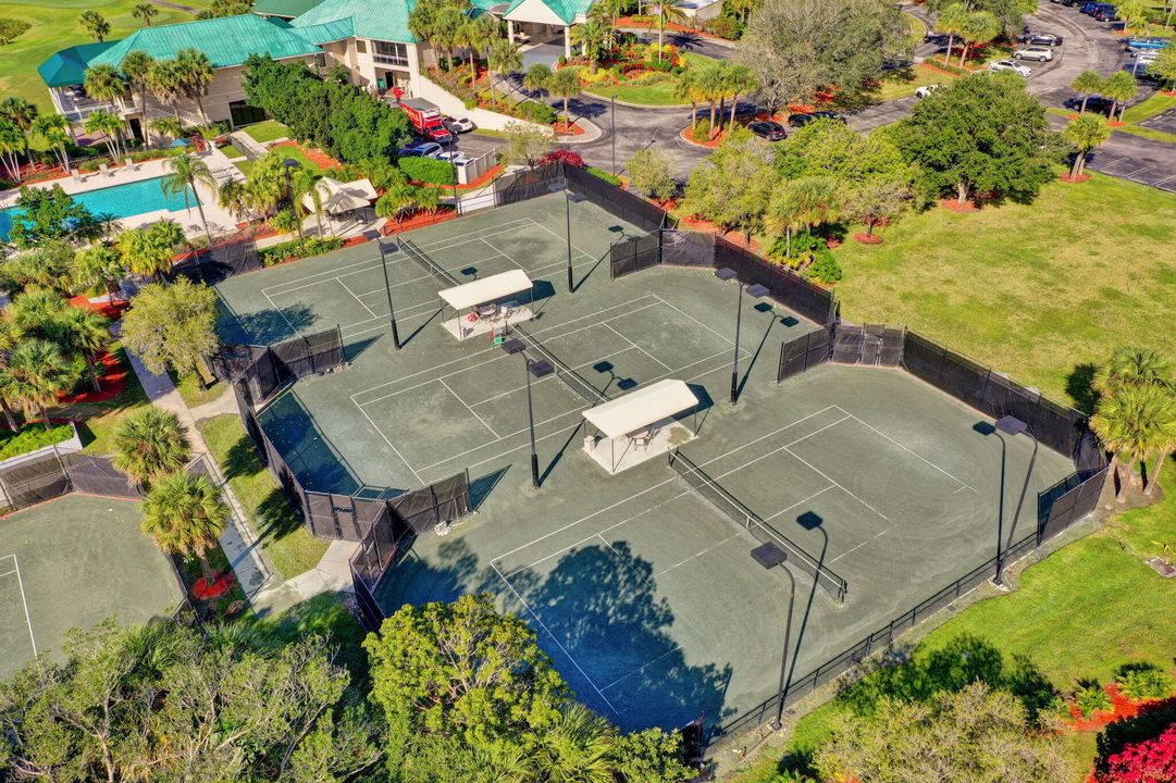 For Sale: $789,900 (4 beds, 3 baths, 2641 Square Feet)