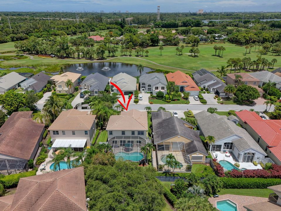 For Sale: $789,900 (4 beds, 3 baths, 2641 Square Feet)