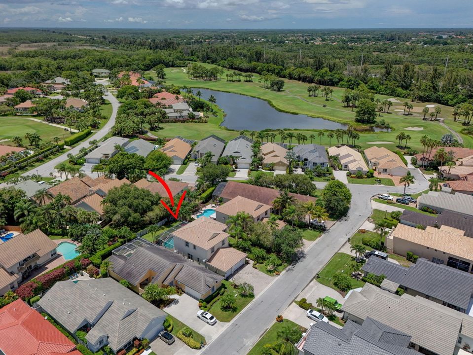 For Sale: $789,900 (4 beds, 3 baths, 2641 Square Feet)