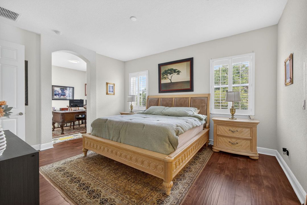 For Sale: $789,900 (4 beds, 3 baths, 2641 Square Feet)