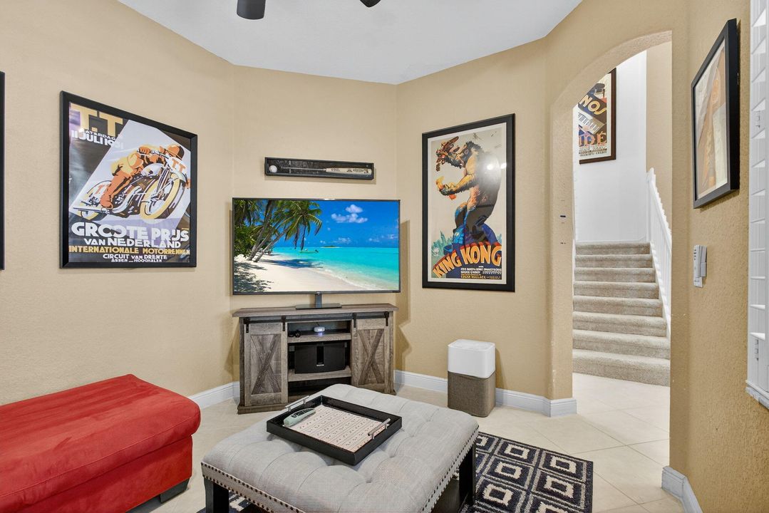 For Sale: $789,900 (4 beds, 3 baths, 2641 Square Feet)