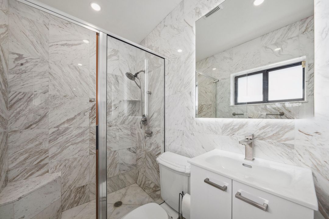 For Sale: $2,395,000 (4 beds, 3 baths, 2850 Square Feet)