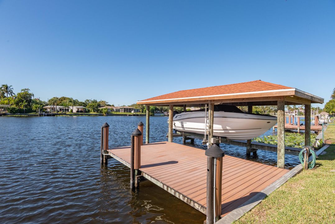 En Venta: $1,650,000 (3 camas, 2 baños, 2439 Pies cuadrados)