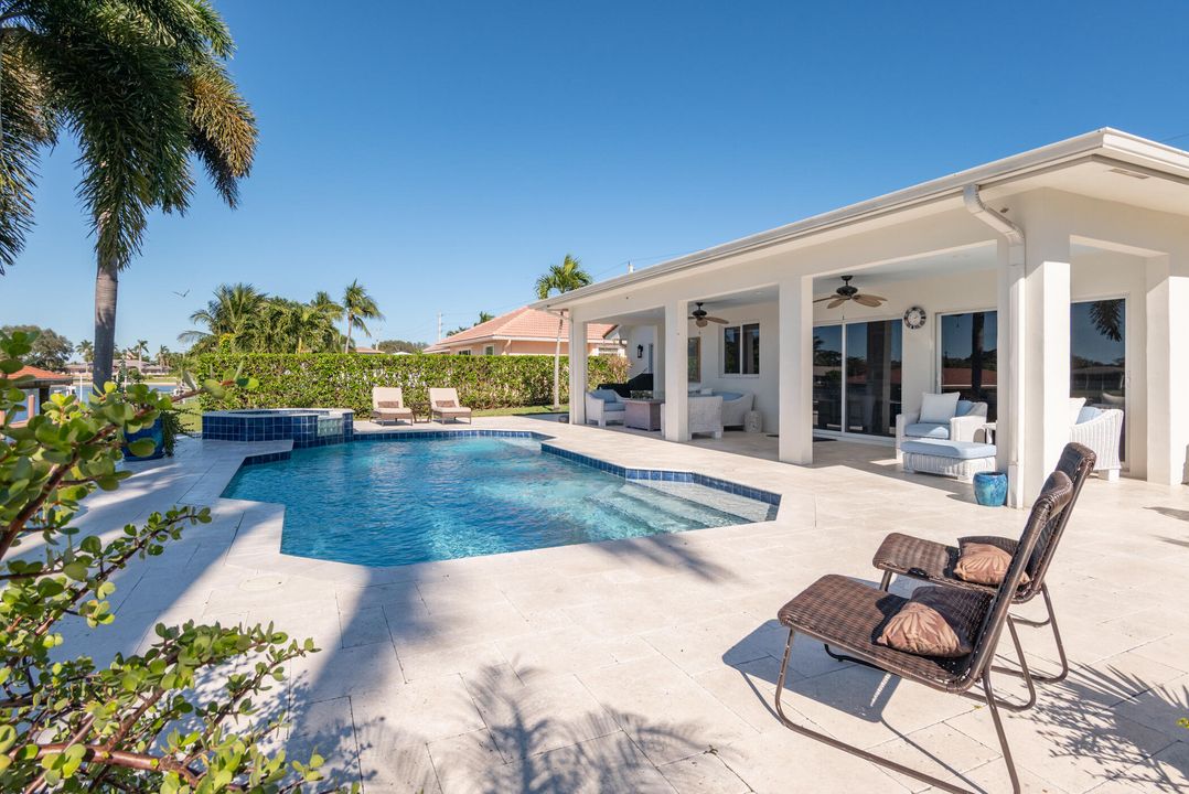 En Venta: $1,650,000 (3 camas, 2 baños, 2439 Pies cuadrados)