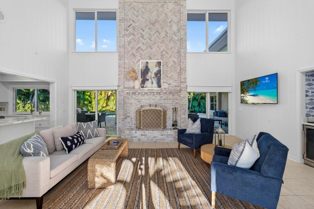 待售: $2,499,000 (5 贝兹, 4 浴室, 5066 平方英尺)