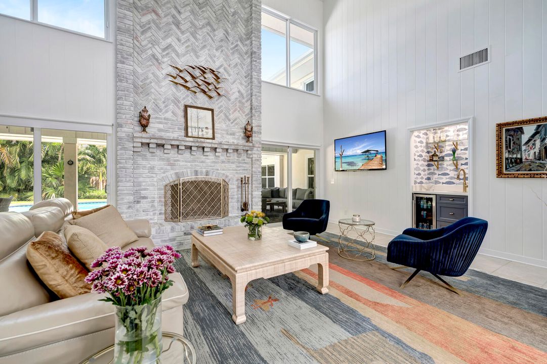 待售: $2,499,000 (5 贝兹, 4 浴室, 5066 平方英尺)