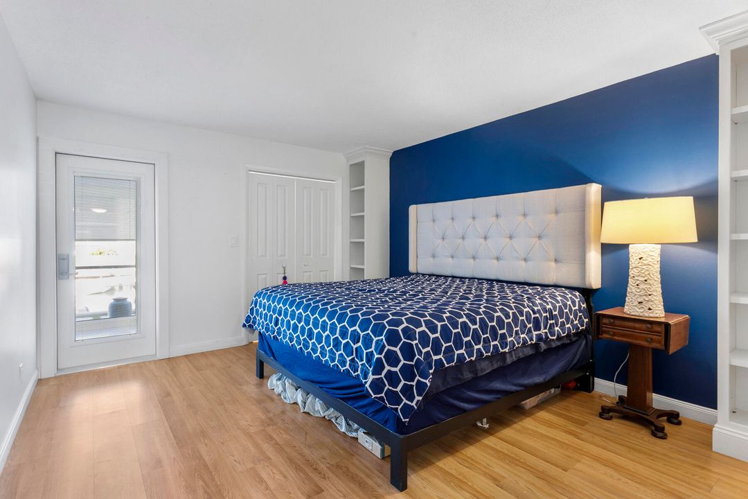 For Sale: $324,999 (2 beds, 2 baths, 1014 Square Feet)