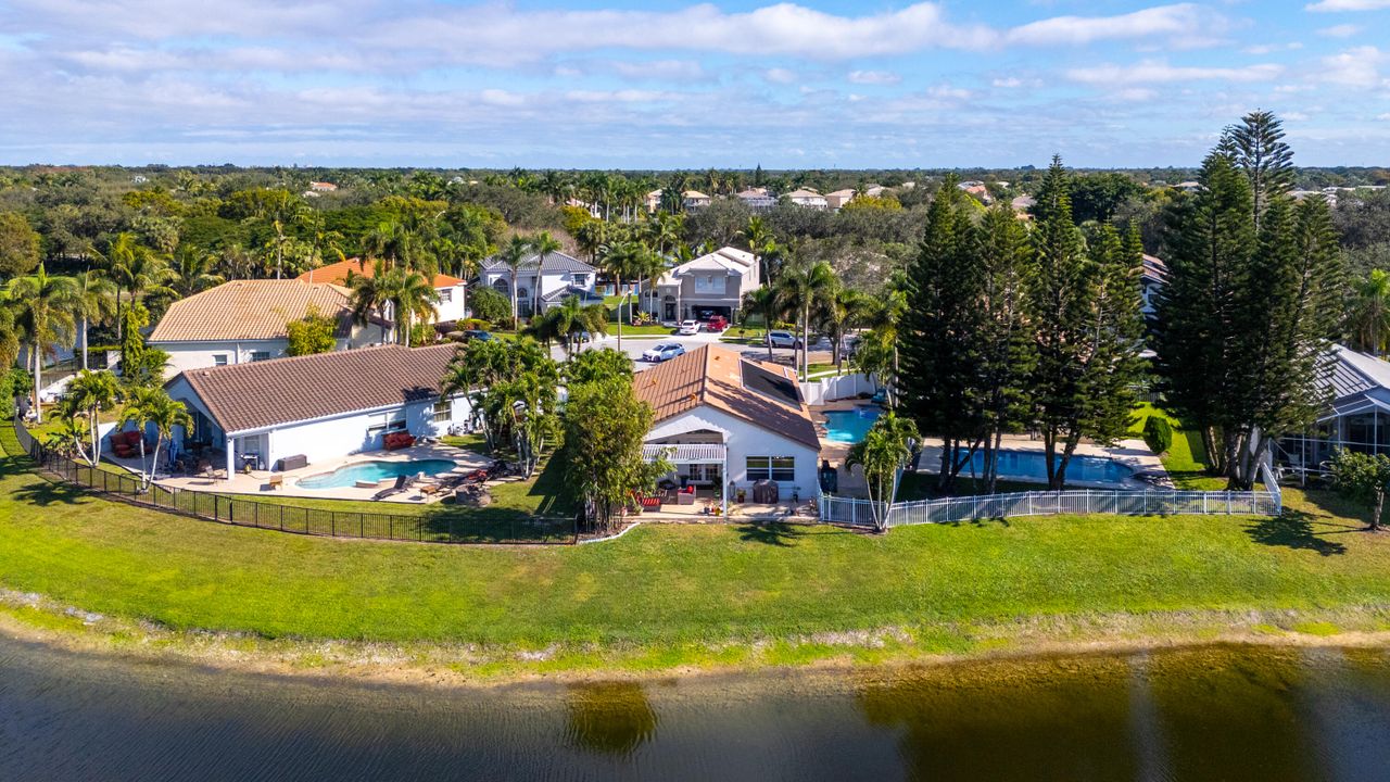 En Venta: $585,000 (3 camas, 2 baños, 2126 Pies cuadrados)