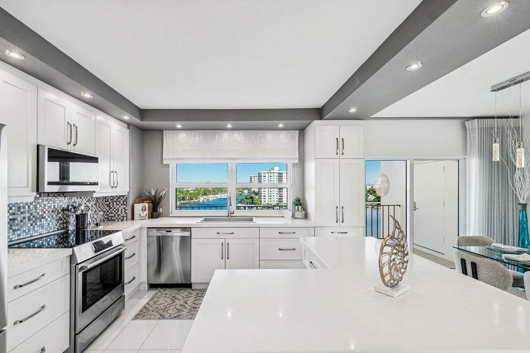 En Venta: $1,395,000 (2 camas, 2 baños, 1729 Pies cuadrados)