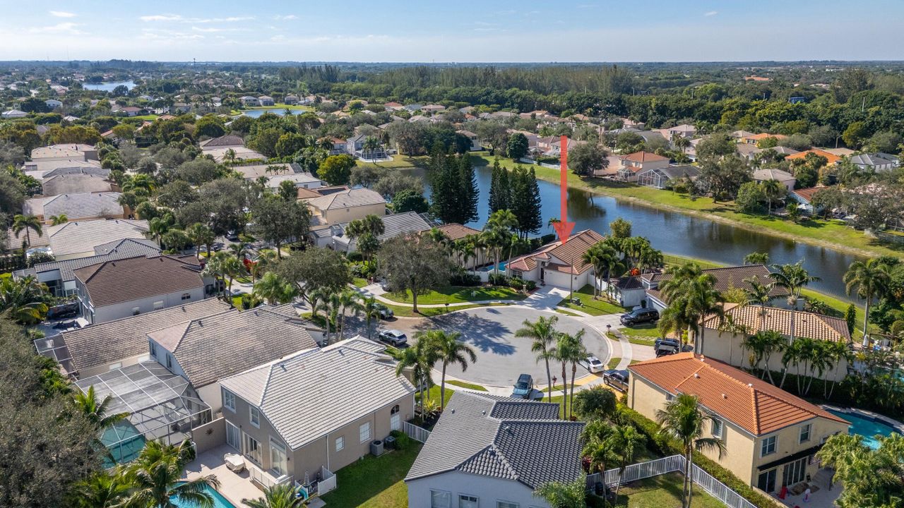 En Venta: $585,000 (3 camas, 2 baños, 2126 Pies cuadrados)