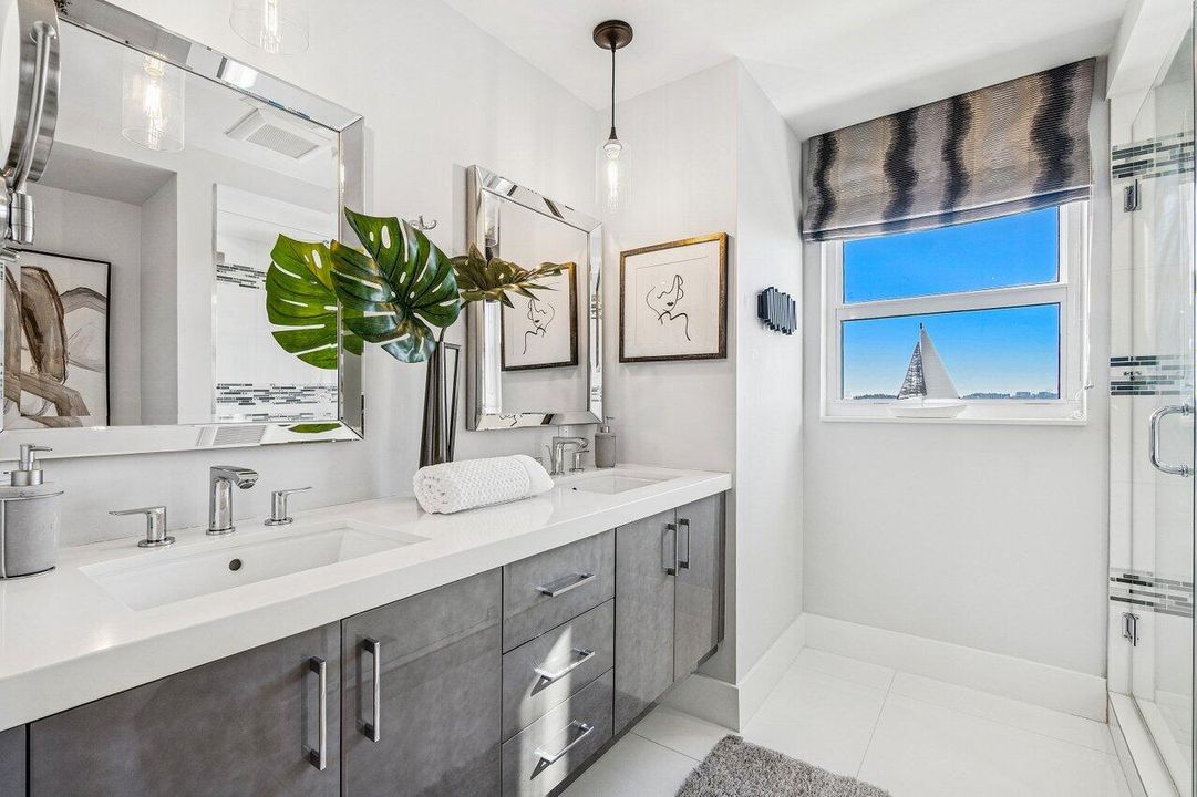 En Venta: $1,395,000 (2 camas, 2 baños, 1729 Pies cuadrados)