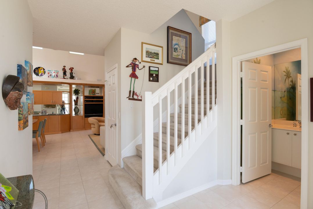 En Venta: $569,000 (3 camas, 2 baños, 1661 Pies cuadrados)