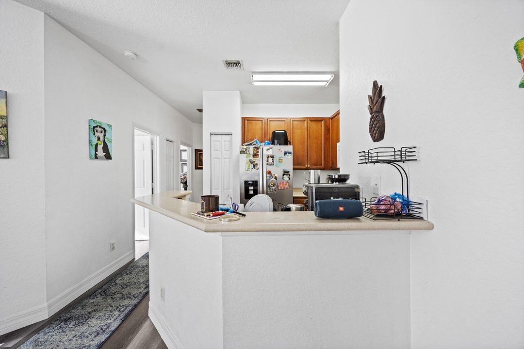 For Rent: $2,400 (3 beds, 2 baths, 1344 Square Feet)