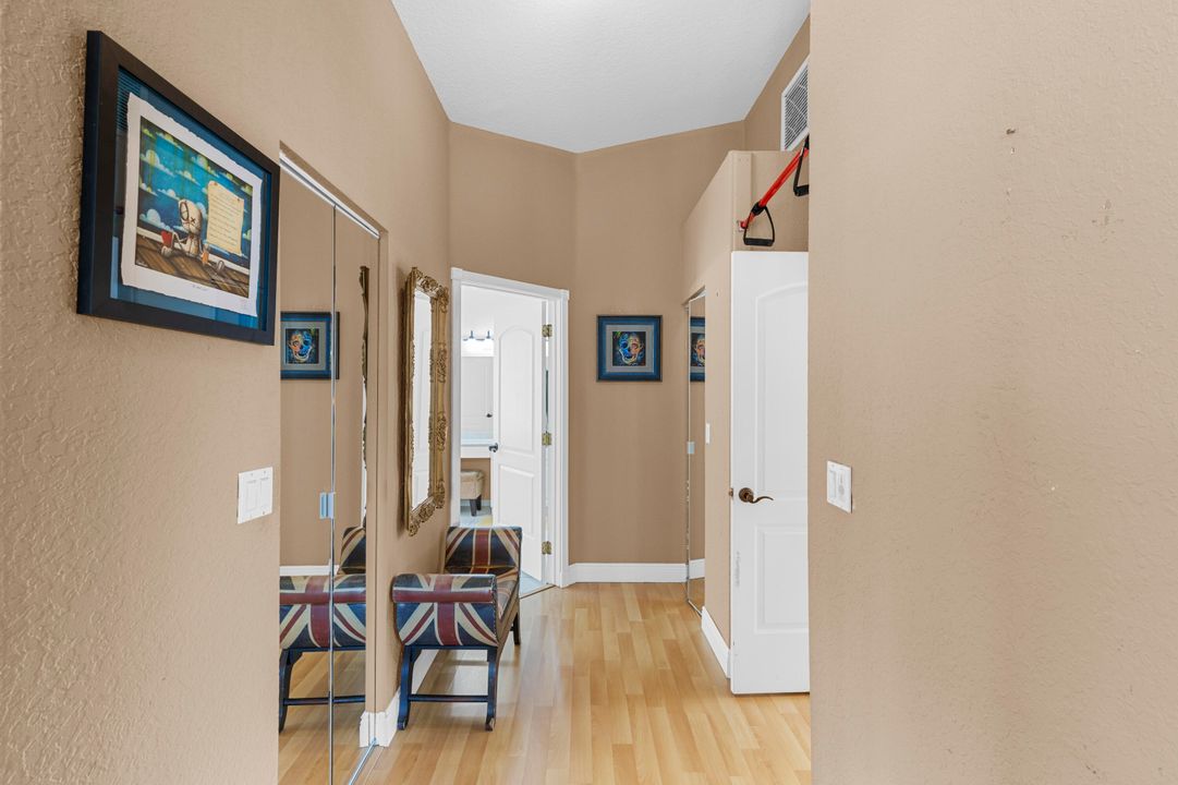 En Venta: $585,000 (3 camas, 2 baños, 2126 Pies cuadrados)