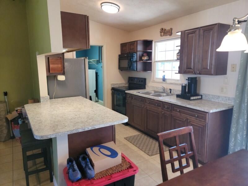 En Venta: $284,900 (3 camas, 2 baños, 1143 Pies cuadrados)