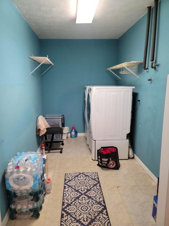 En Venta: $284,900 (3 camas, 2 baños, 1143 Pies cuadrados)