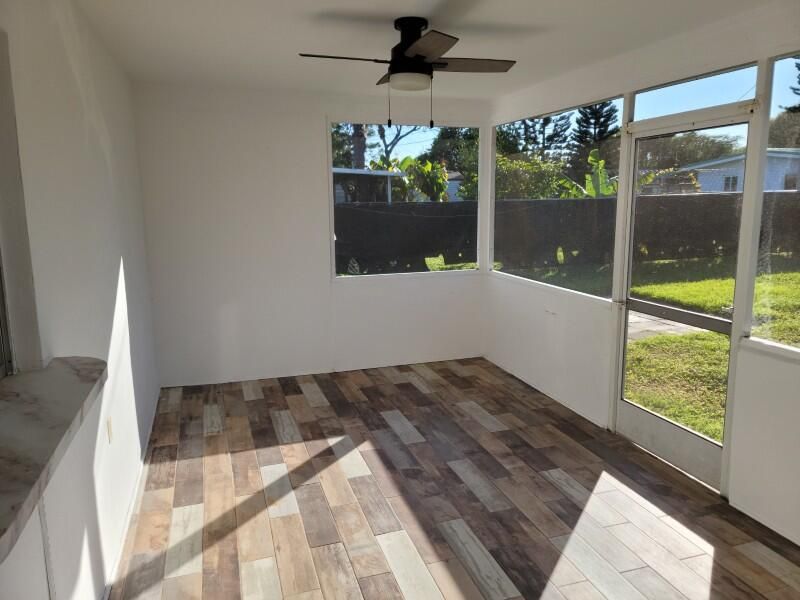 En Venta: $289,900 (2 camas, 2 baños, 1360 Pies cuadrados)