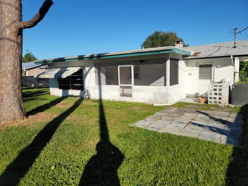 En Venta: $289,900 (2 camas, 2 baños, 1360 Pies cuadrados)