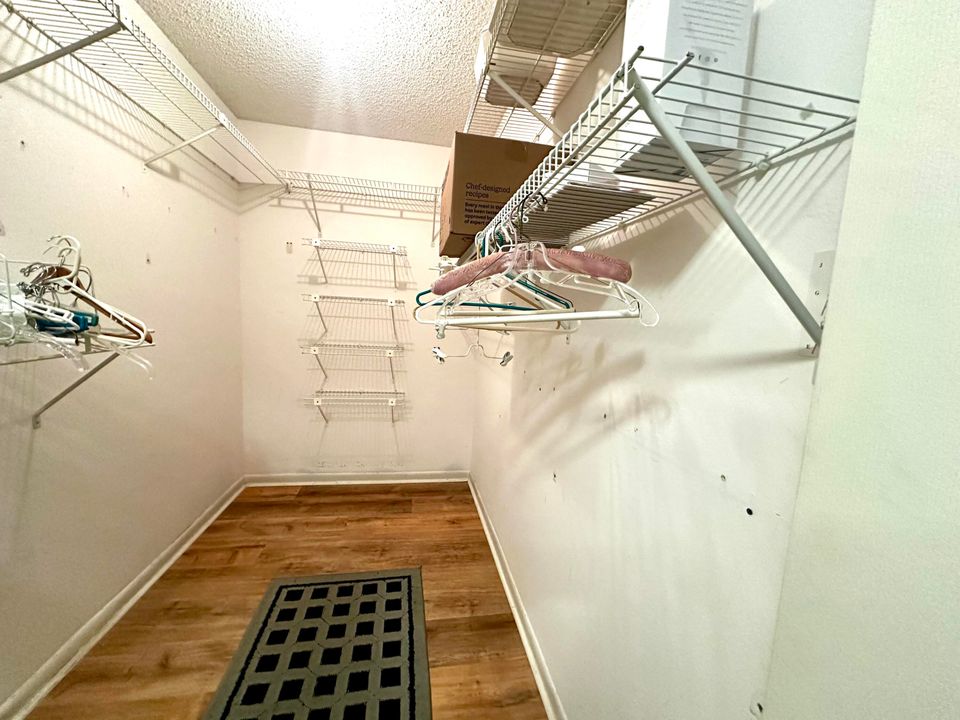 En Venta: $375,000 (2 camas, 2 baños, 1413 Pies cuadrados)