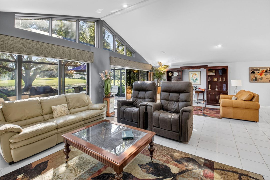 En Venta: $544,900 (3 camas, 2 baños, 2732 Pies cuadrados)