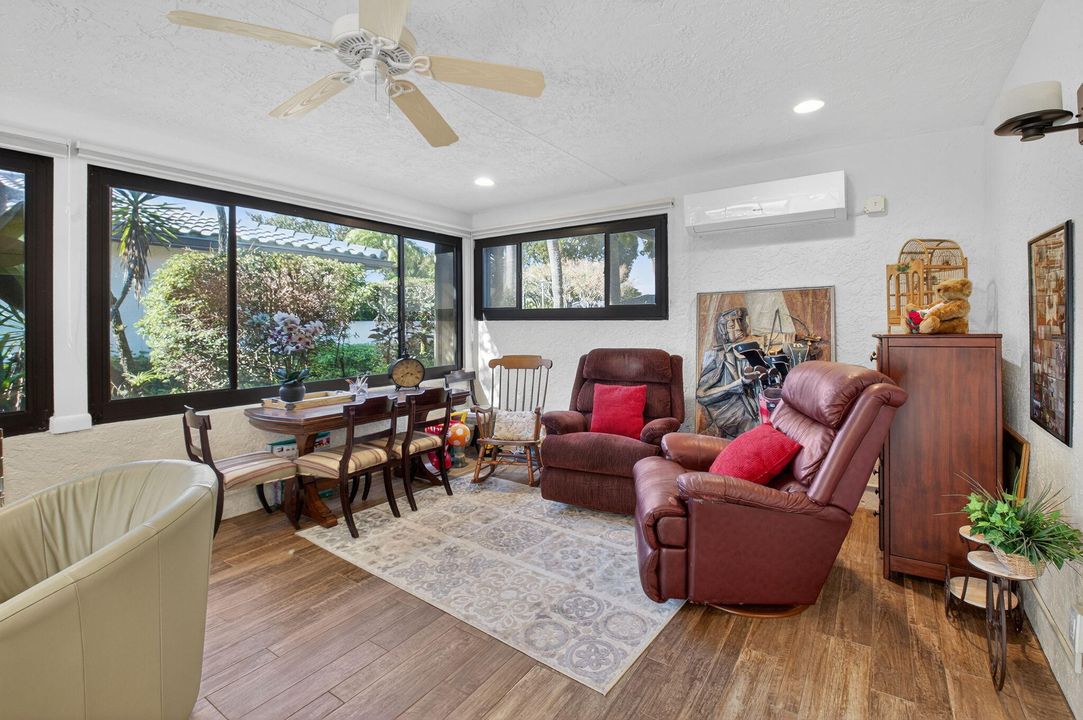 En Venta: $544,900 (3 camas, 2 baños, 2732 Pies cuadrados)