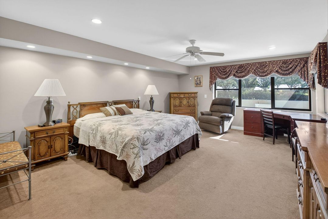 En Venta: $544,900 (3 camas, 2 baños, 2732 Pies cuadrados)