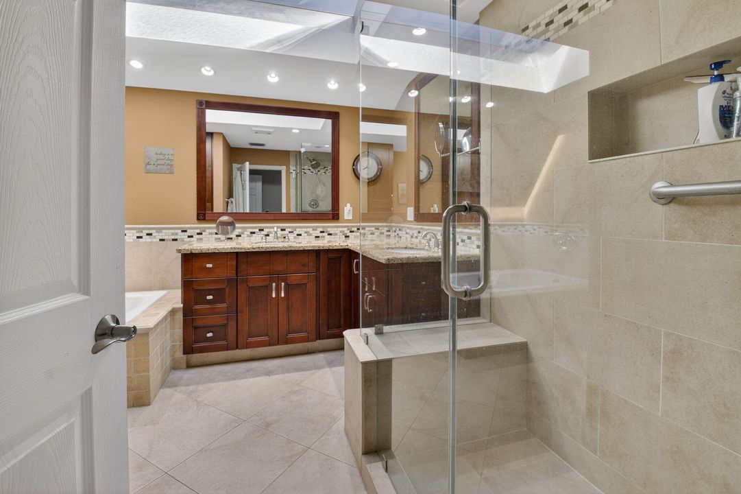 En Venta: $544,900 (3 camas, 2 baños, 2732 Pies cuadrados)