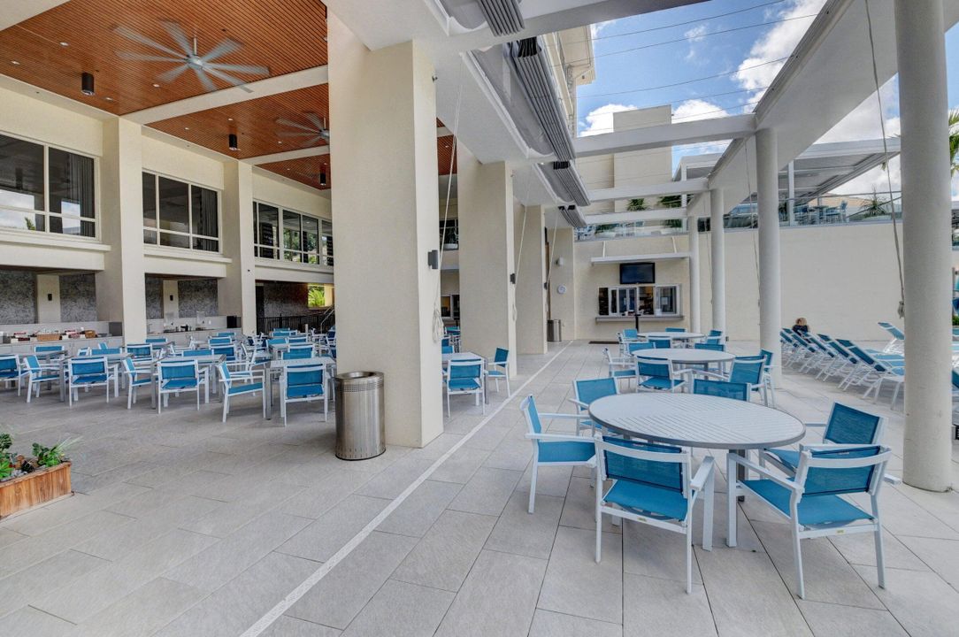 En Venta: $544,900 (3 camas, 2 baños, 2732 Pies cuadrados)