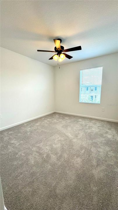 For Rent: $2,200 (4 beds, 2 baths, 1874 Square Feet)