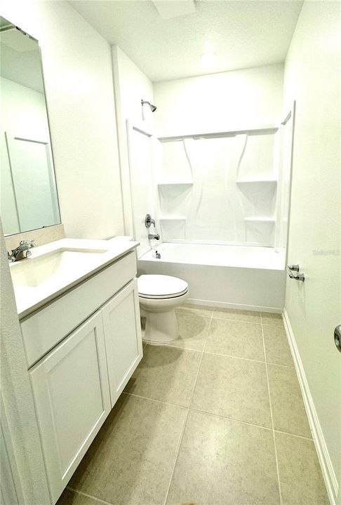 For Rent: $2,200 (4 beds, 2 baths, 1874 Square Feet)