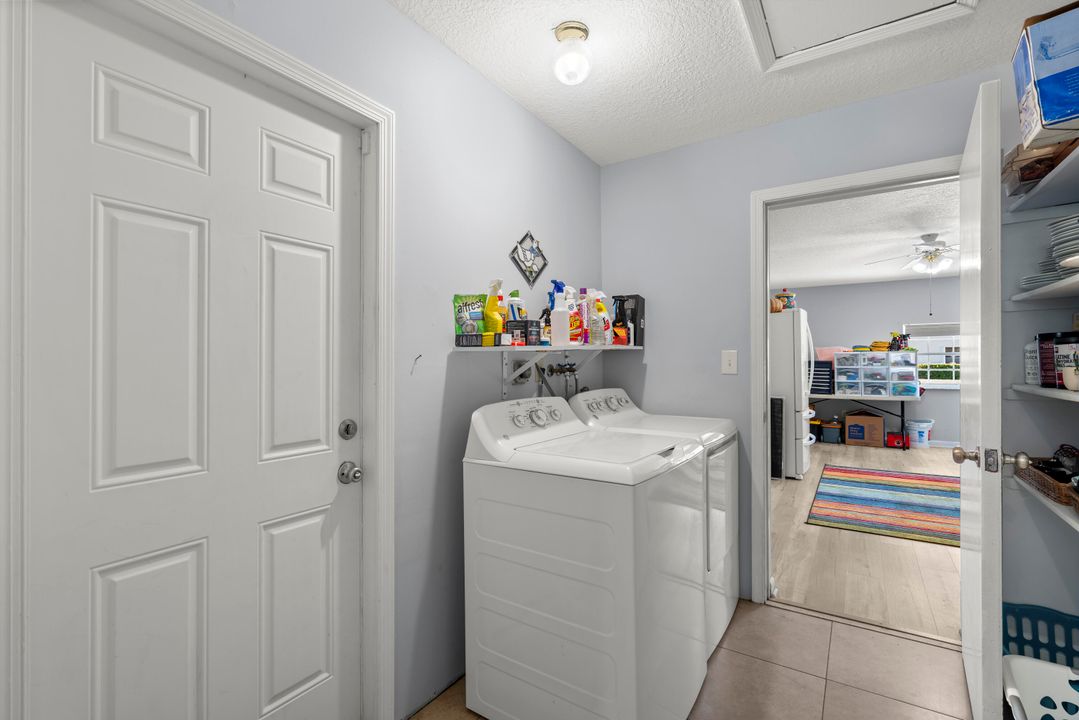 Active With Contract: $599,900 (4 beds, 3 baths, 2510 Square Feet)