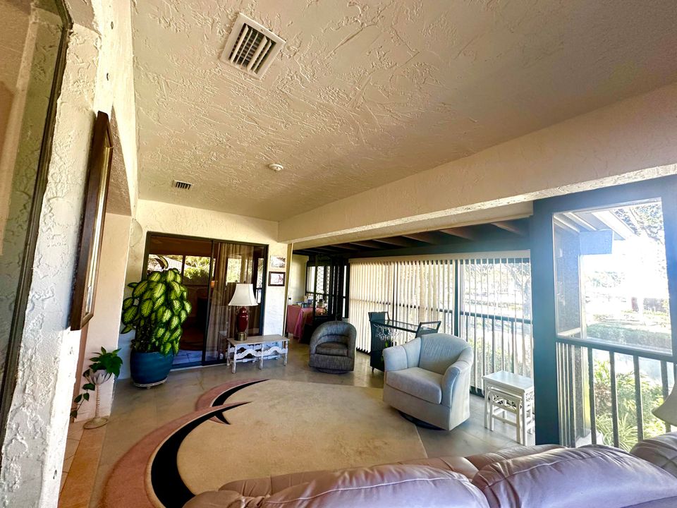 En Venta: $375,000 (2 camas, 2 baños, 1413 Pies cuadrados)